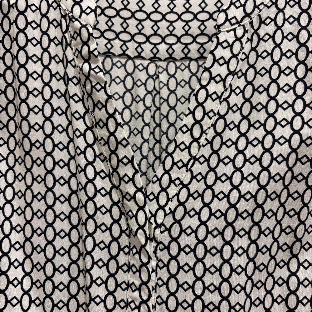 Cynthia Rowley Black & White Geometric Print Button up Blouse sz L - Picture 6 of 7